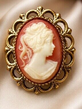 Vintage-Style Cameo Brooch Pin with Gold Tone Filigree